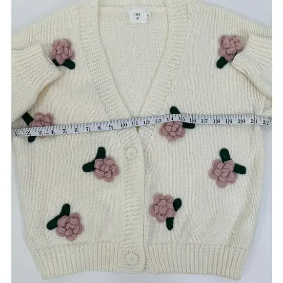 Luna Ivy Ivory Rose Crochet Cardigan Sweater Womens Medium - Picture 8 of 9